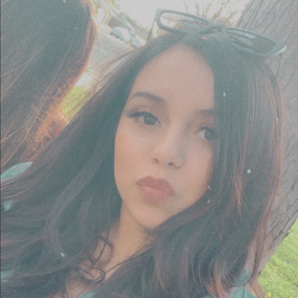 Meet your Posher, Yazmine